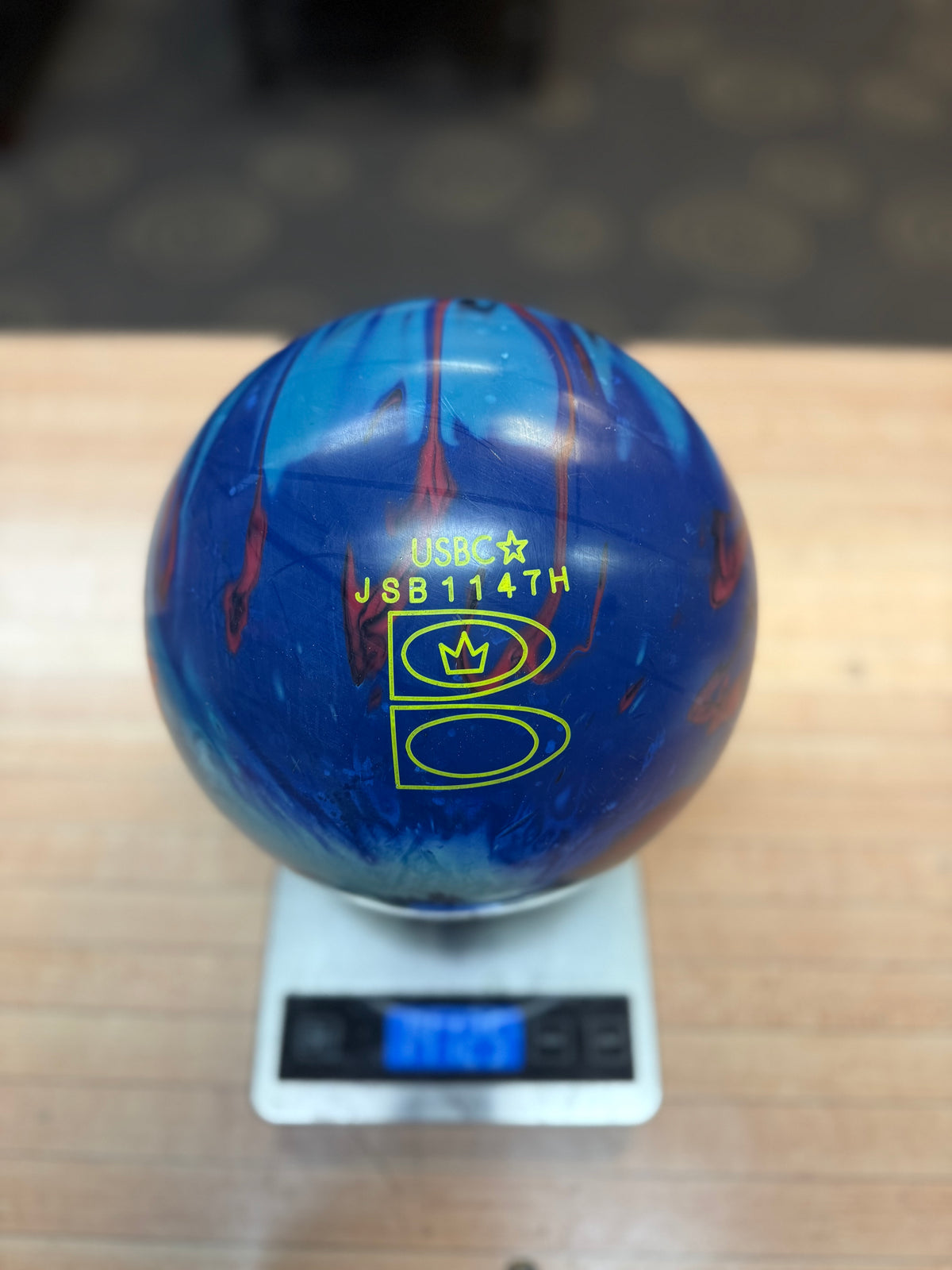 Used Mesmerize 14lb #147H