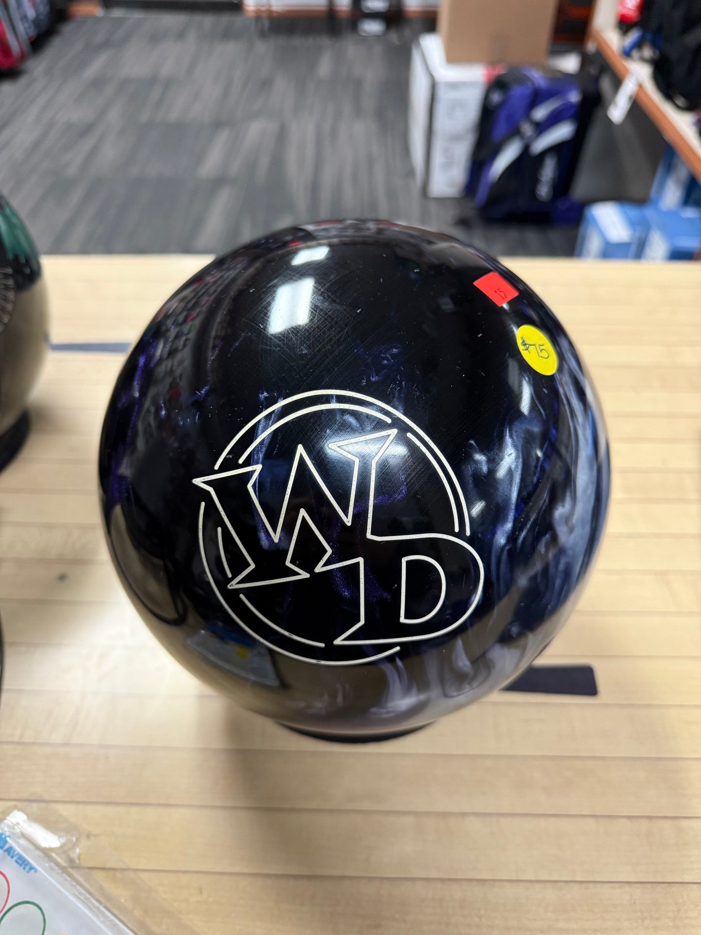 (Used) White Dot Purple/black/Silver 15lb #1032
