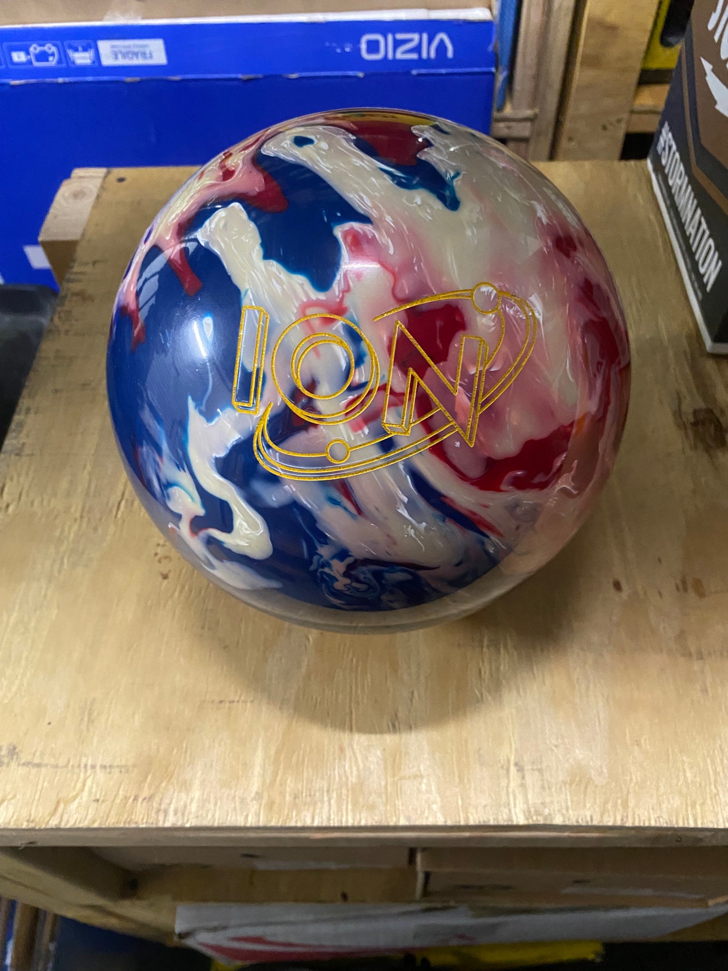 Ion Pro Solid Red/White/Blue #A003