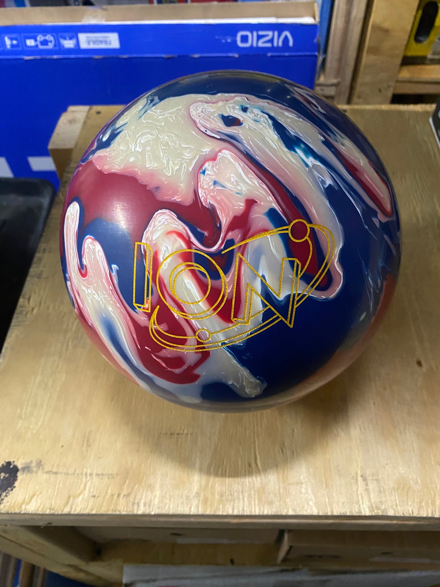Ion Pro Solid Red/White/Blue #E030