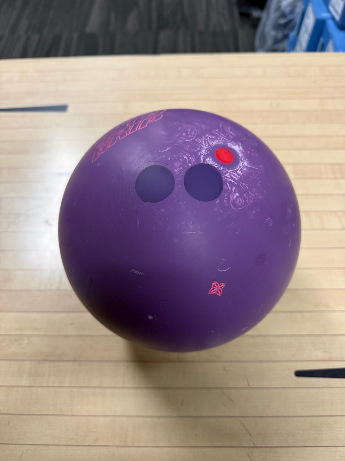 Used Optimum Idol Solid 15lb #K054