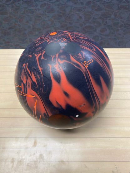 Used Black Widow 3.0 Solid 15lb #122L