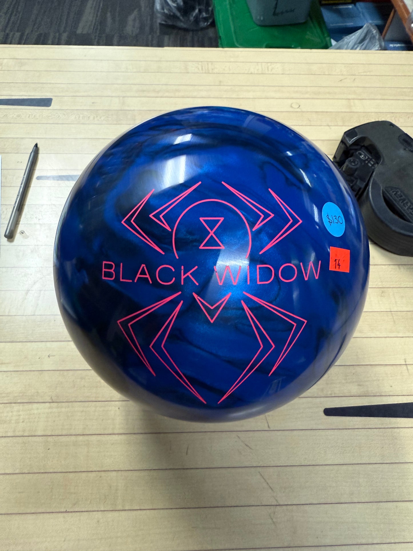 Used Black Widow Mania 14lb #073E