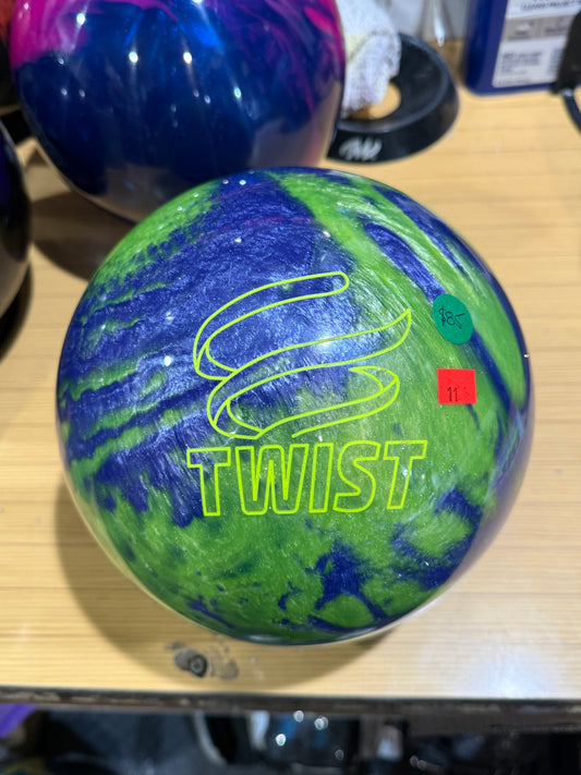 Used Twist Lavender/Lime 11lb #141P