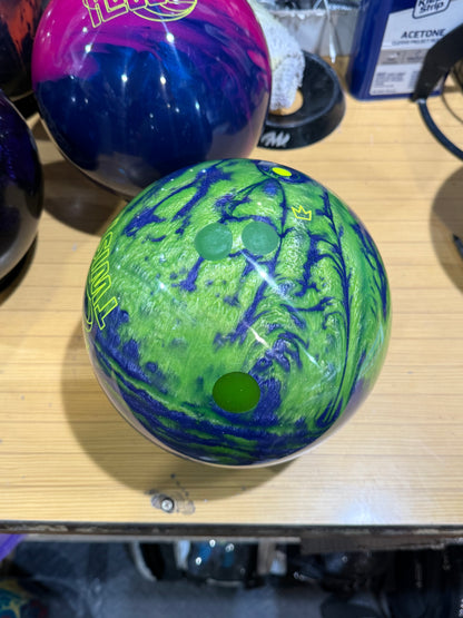 Used Twist Lavender/Lime 11lb #141P