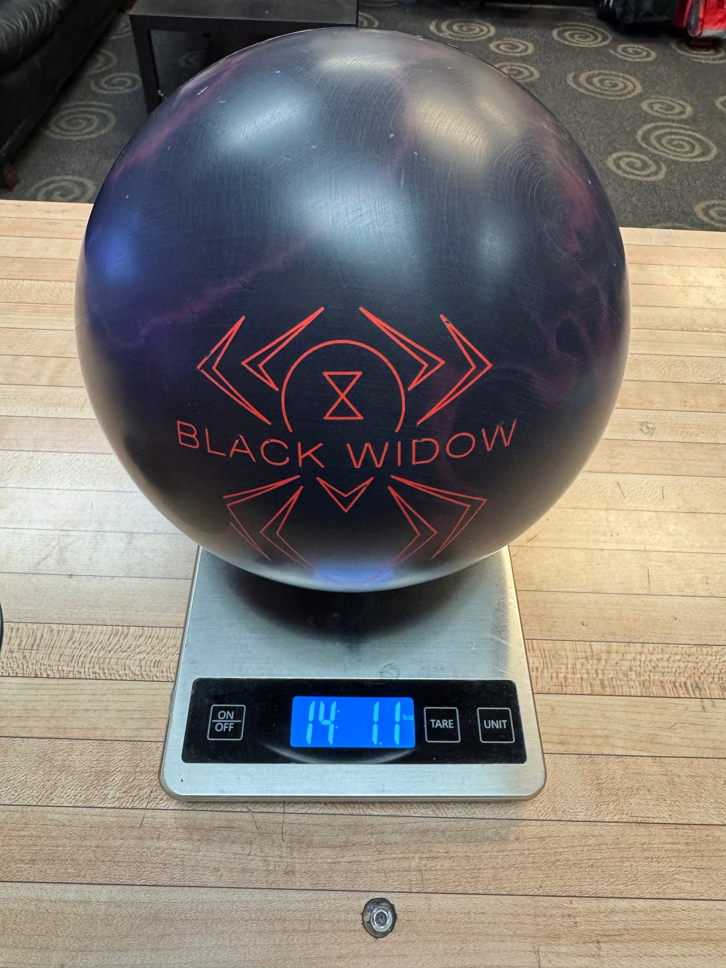 Used Black Widow 2.0 Solid 14lb #051A
