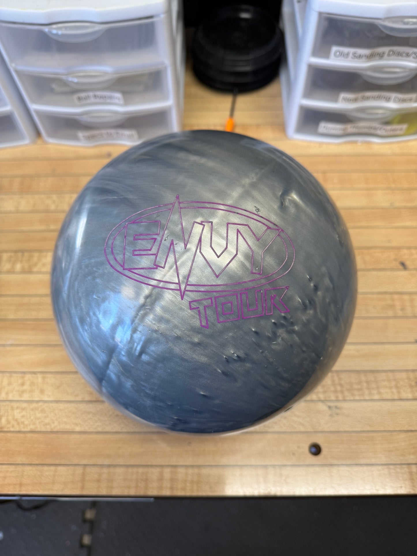 Used Envy Tour Pearl 15lb #190B