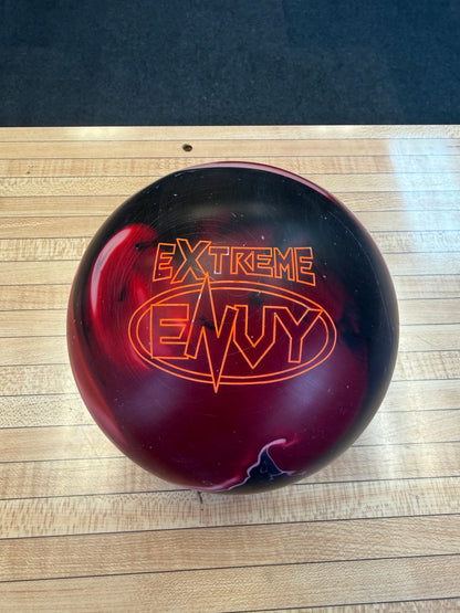 Used Extreme Envy 15lb #142B