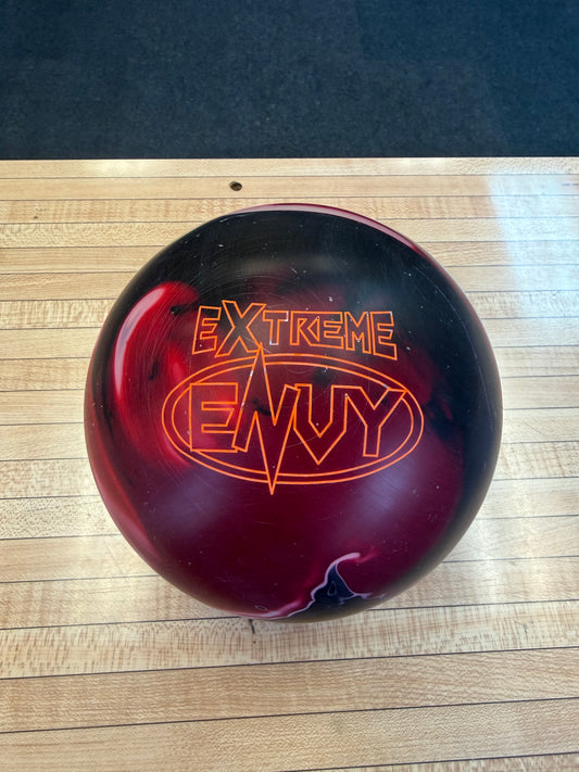 Used Extreme Envy 15lb #142B