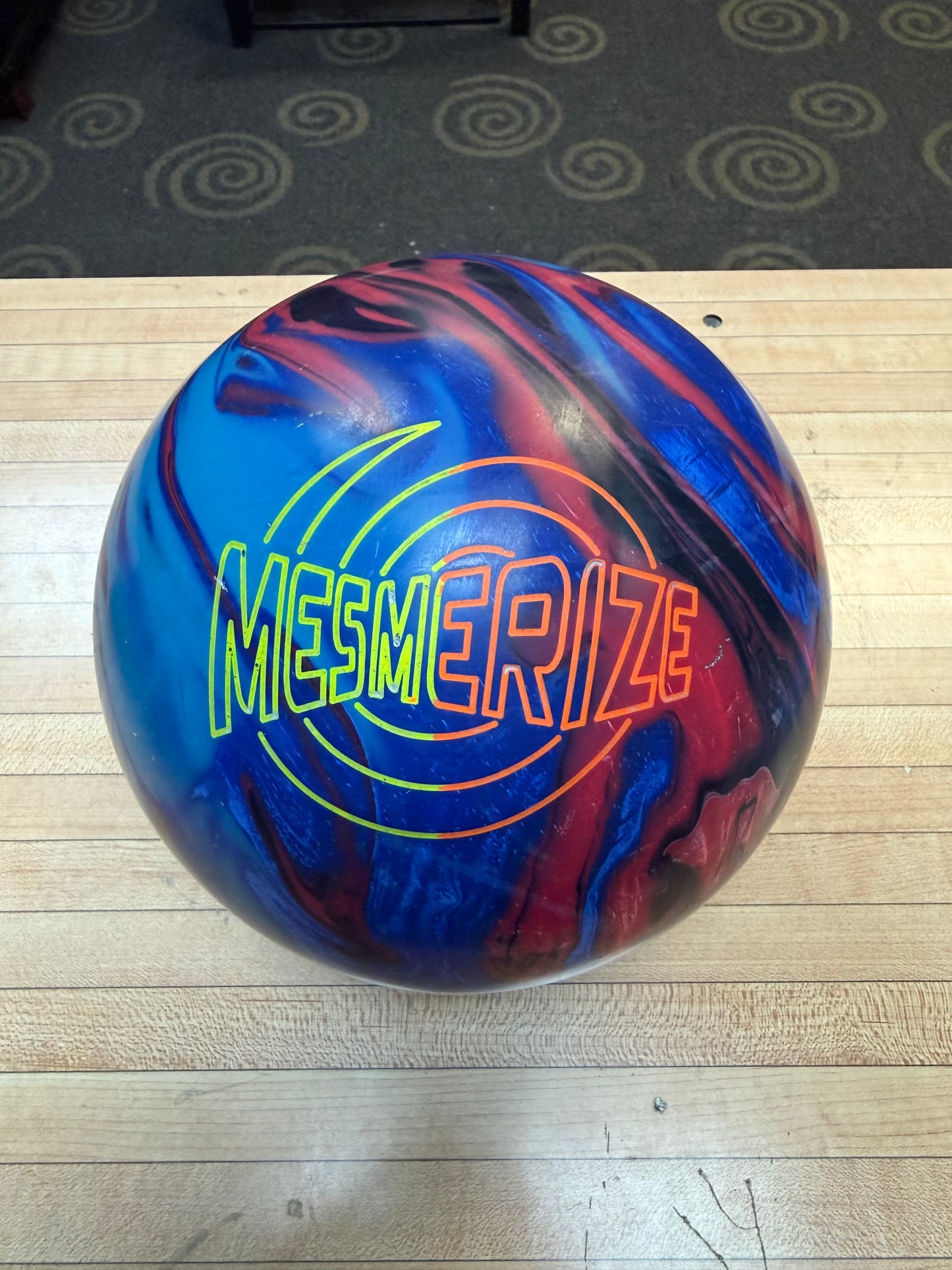Used Mesmerize 15lb #032C