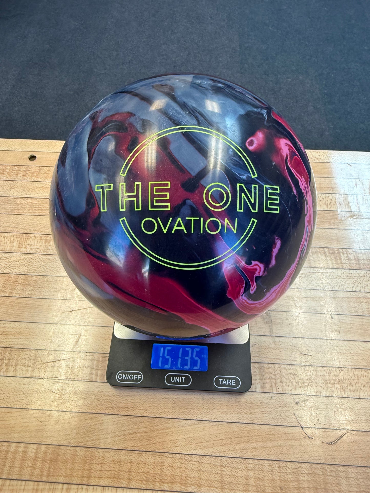 Used The One Ovation 15lb #209P