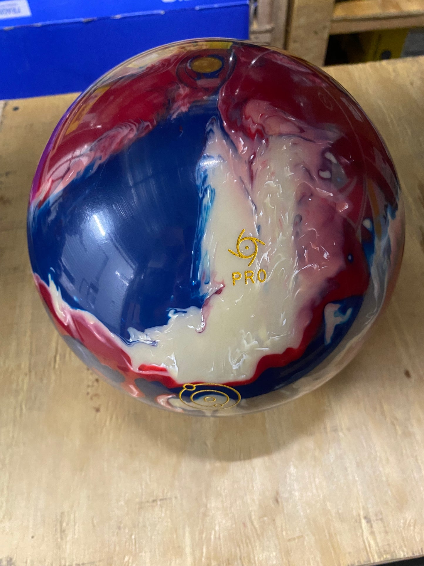 Ion Pro Solid Red/White/Blue #G001