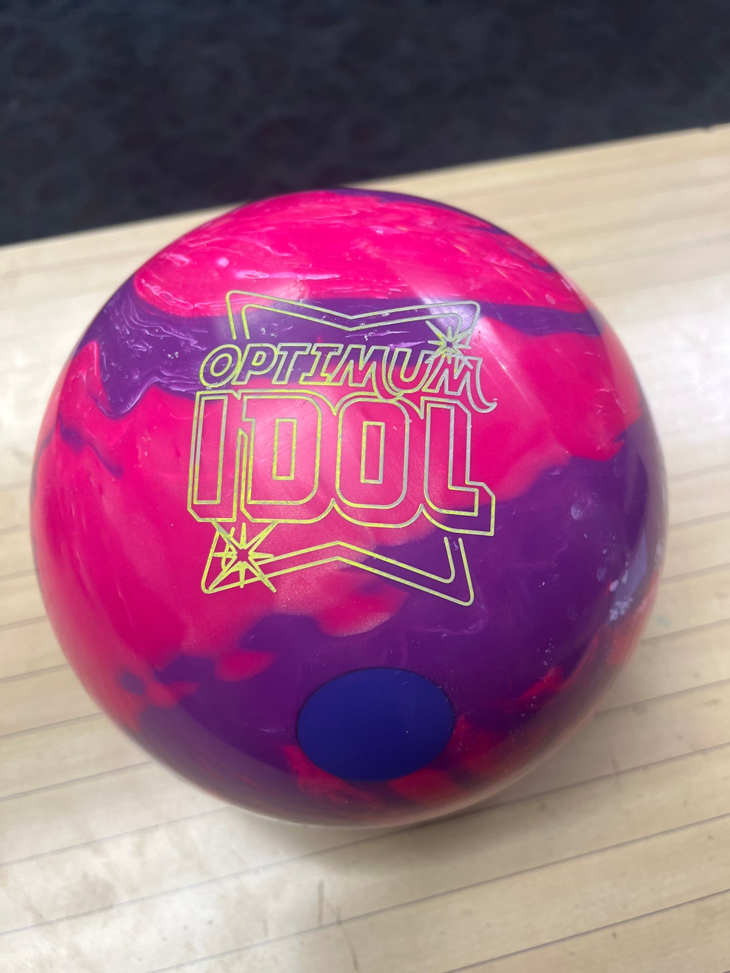 Used Optimum Idol Pearl 15lb #d110