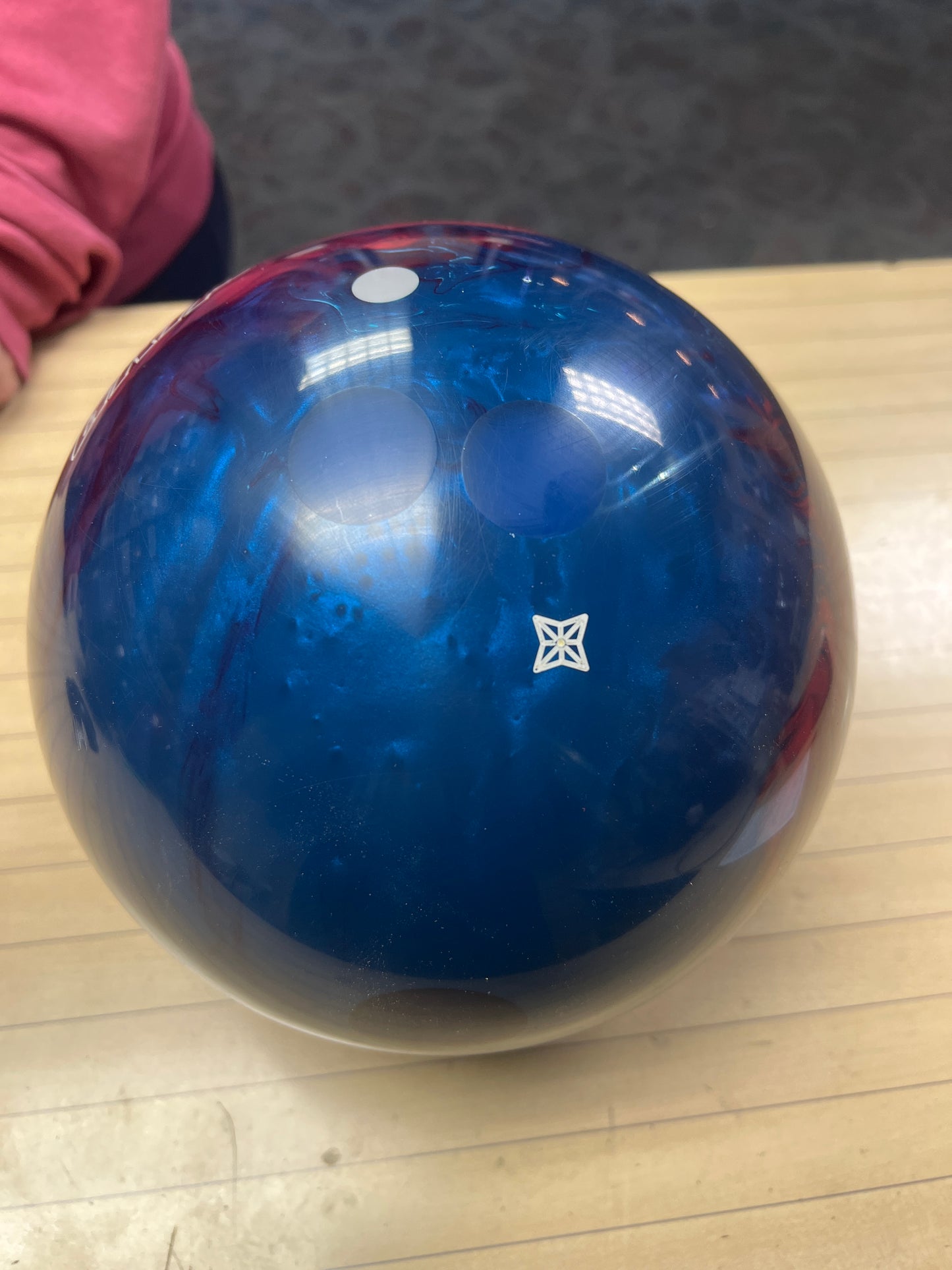 Used Hustle B/R/Y 15lb #C001