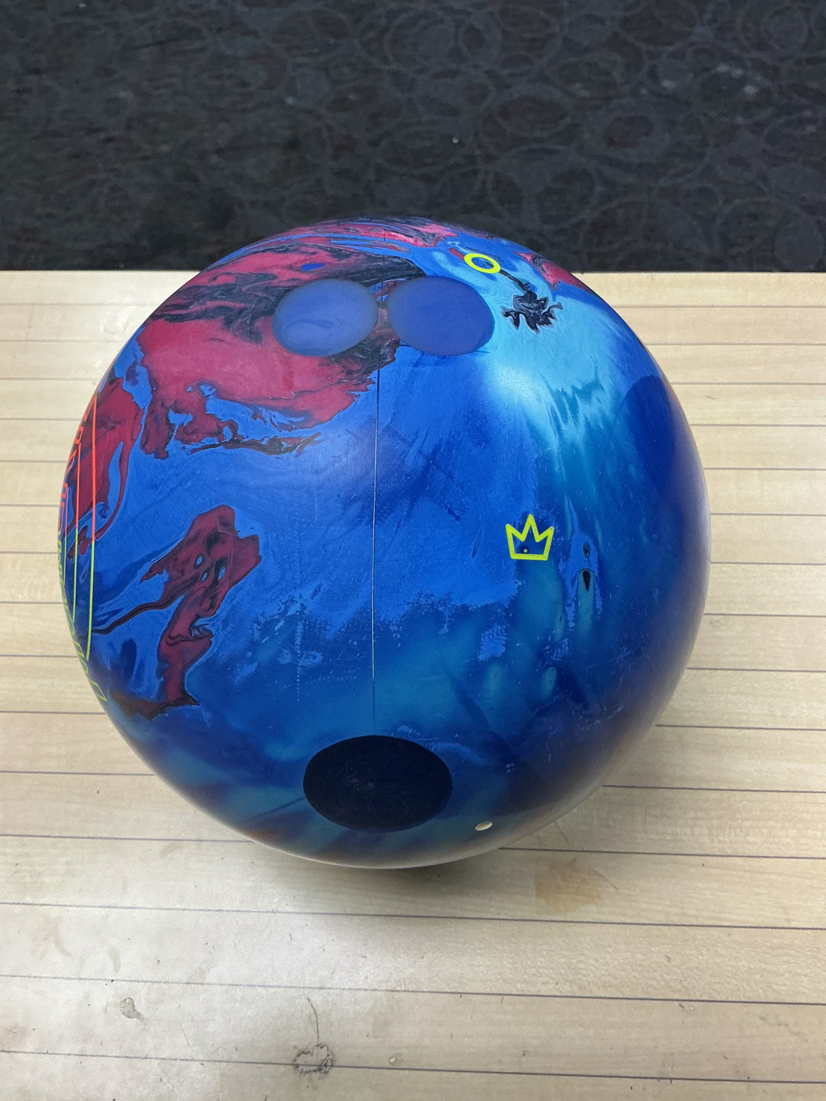 Used Mesmerize 15lb #066P