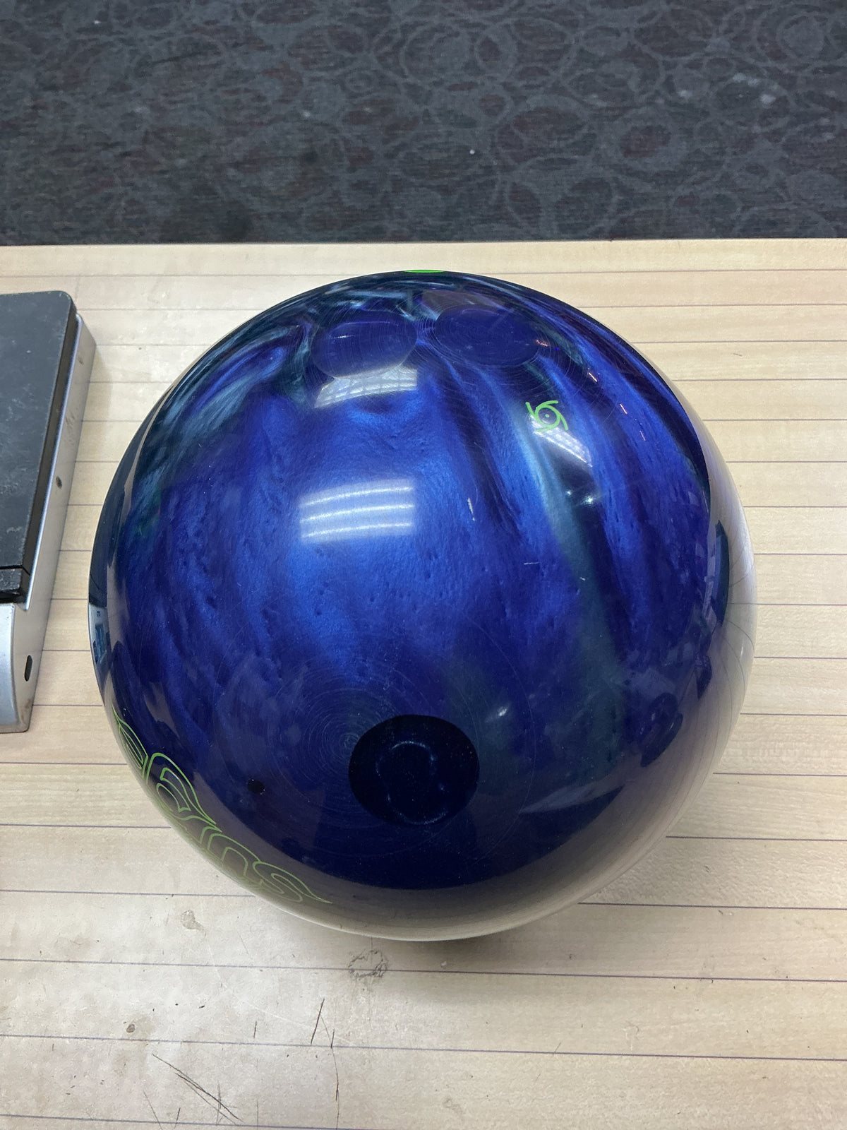 Used Tropical Surge Purple/Silver 14lb #082Q