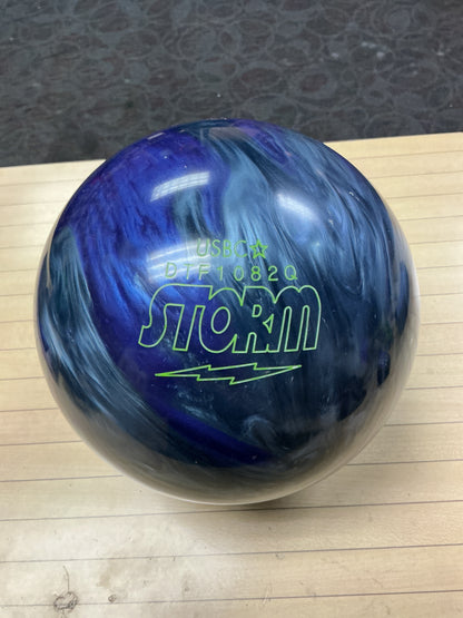 Used Tropical Surge Purple/Silver 14lb #082Q