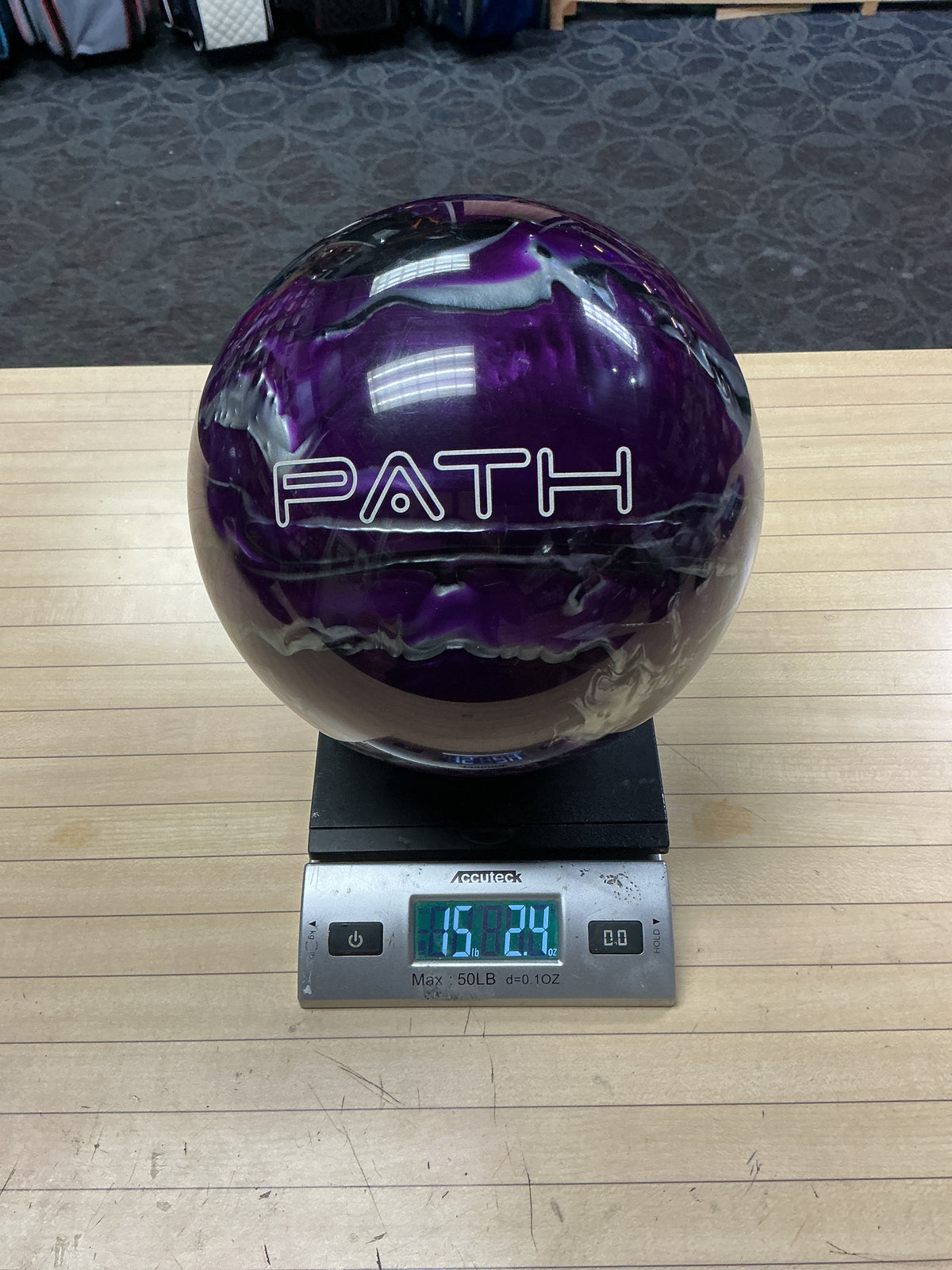 Used Pyramid Purple/Silver 15lb #3142