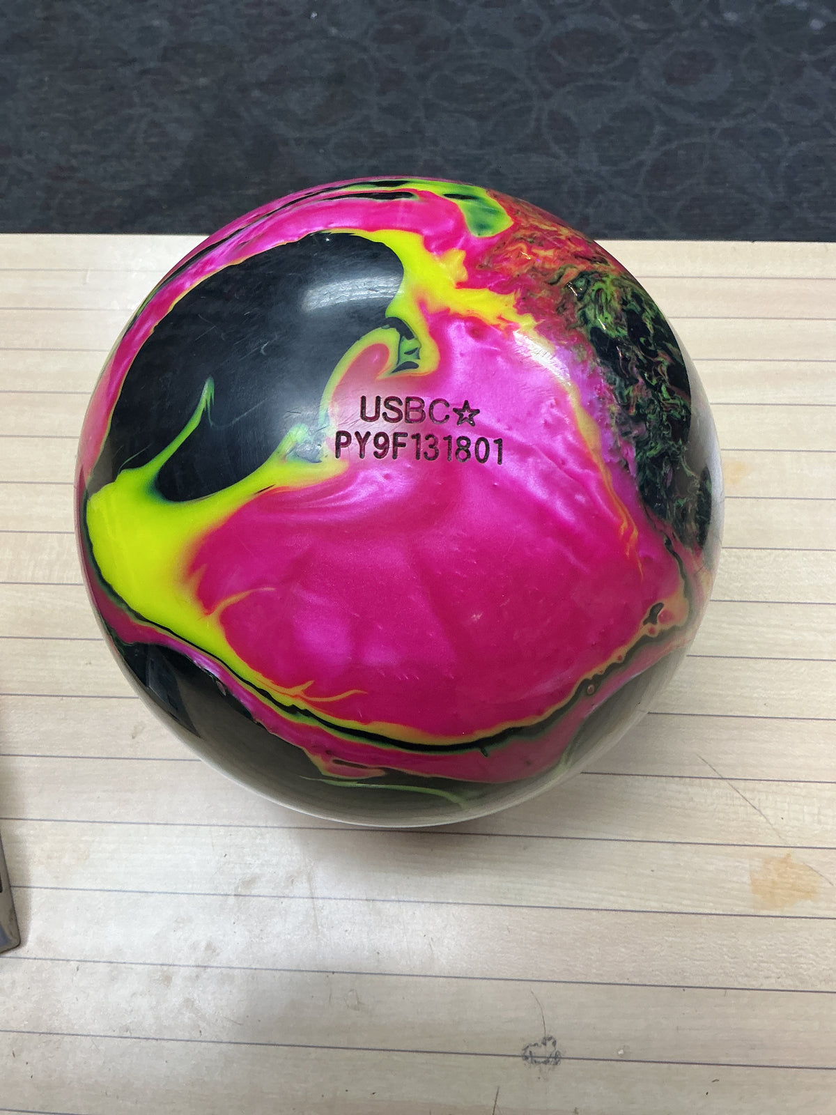 Used Pyramid Path Pink/Black/Green 13lb #1801